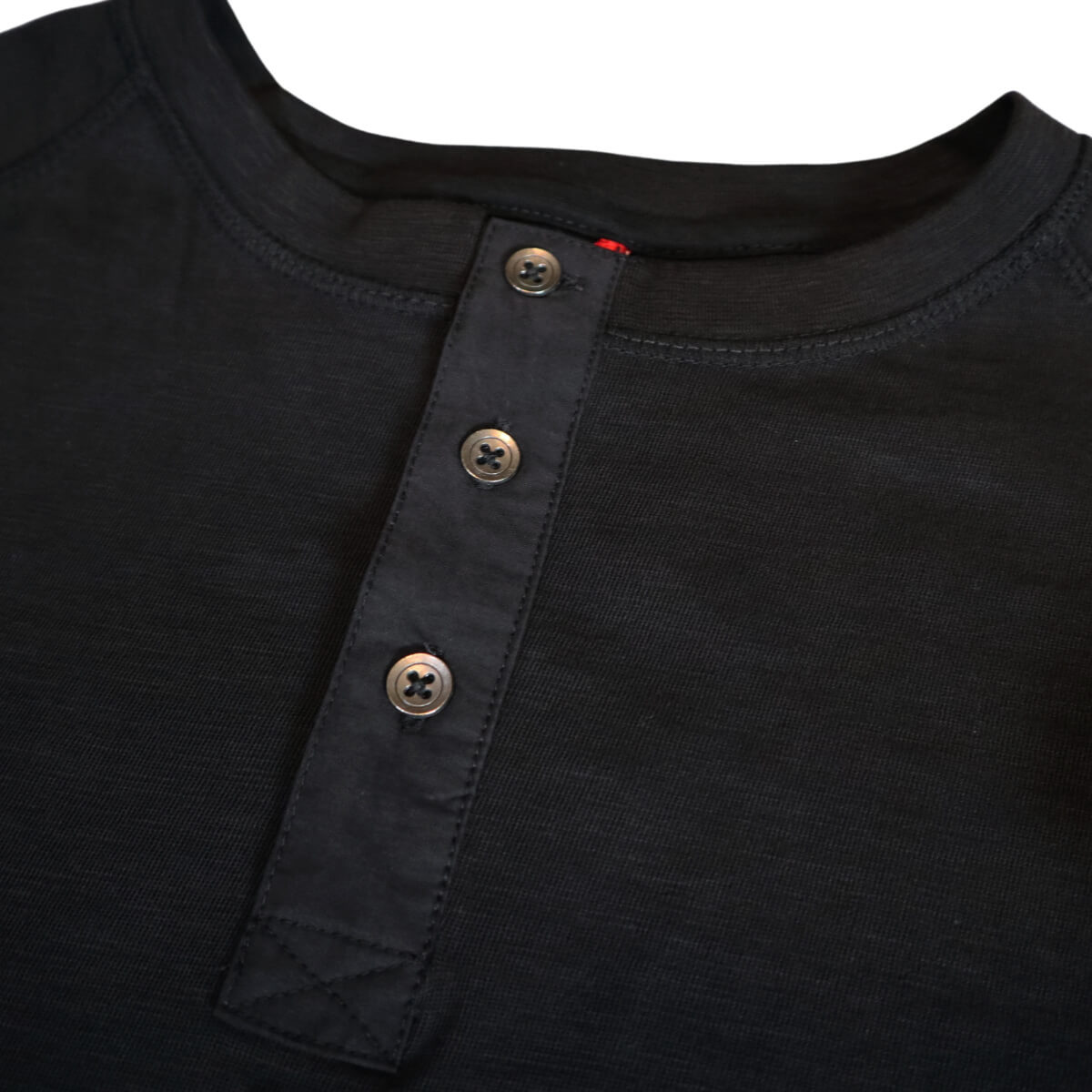 Iron and Resin Topock Henley Black