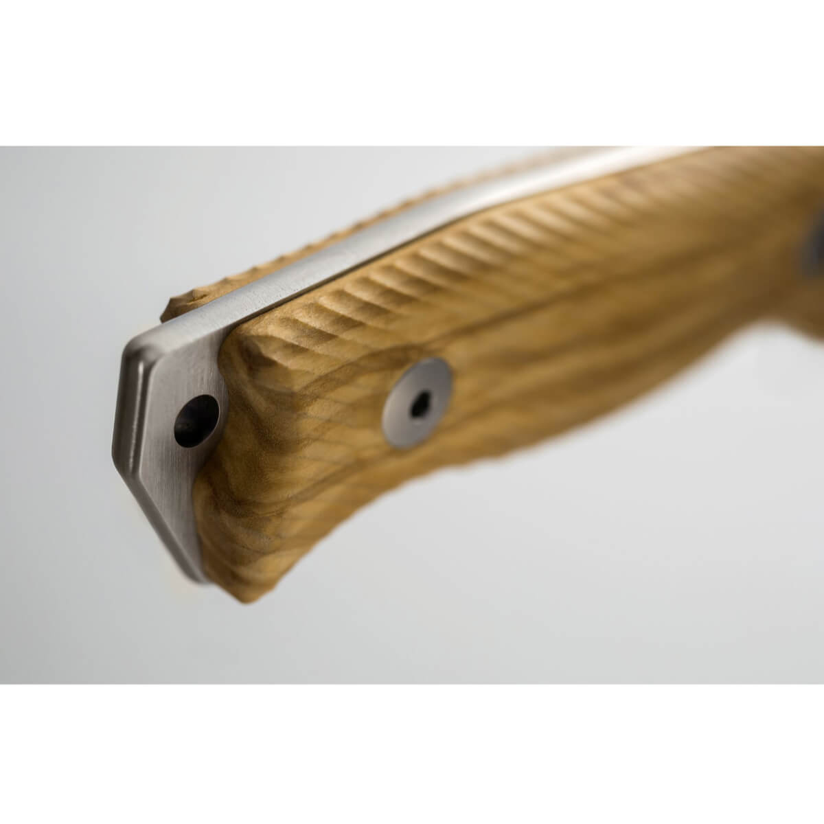 Copy of LionSteel M5 Knife - Olive Wood